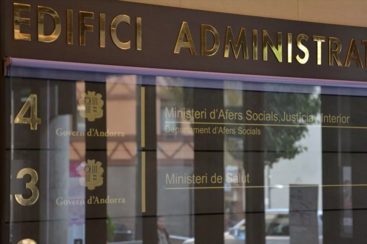 Façana de la seu d'Afers Socials.